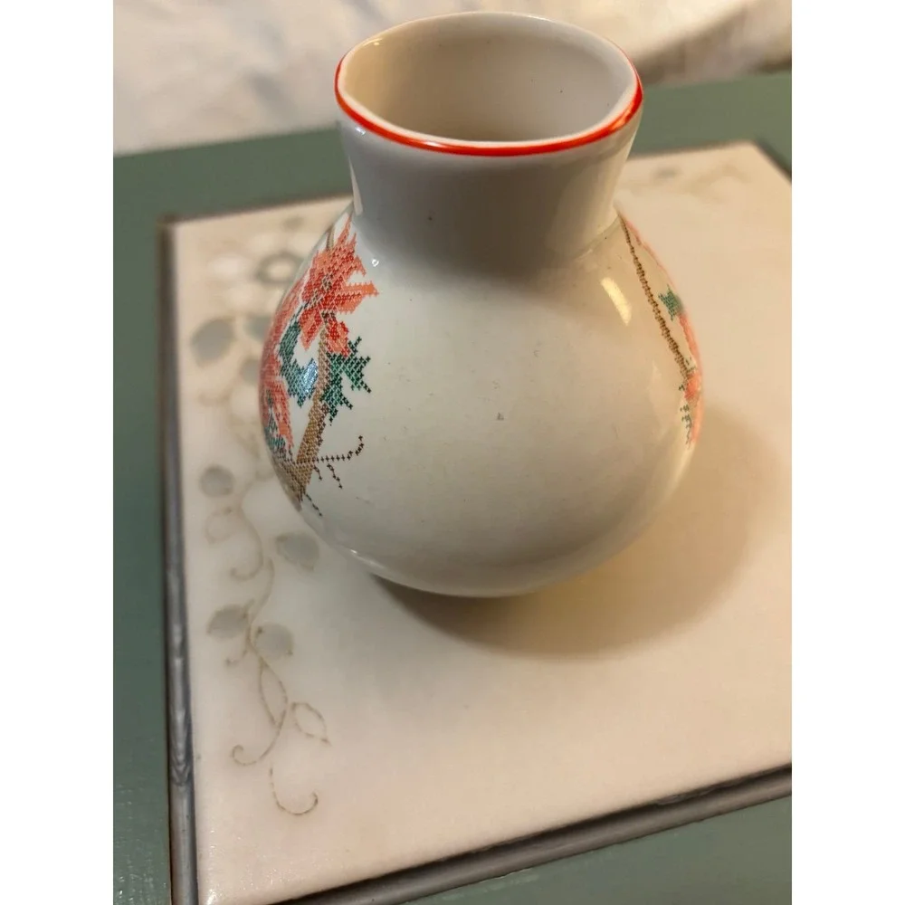 Vintage Charming bud vase with cross-stitch design of flower
